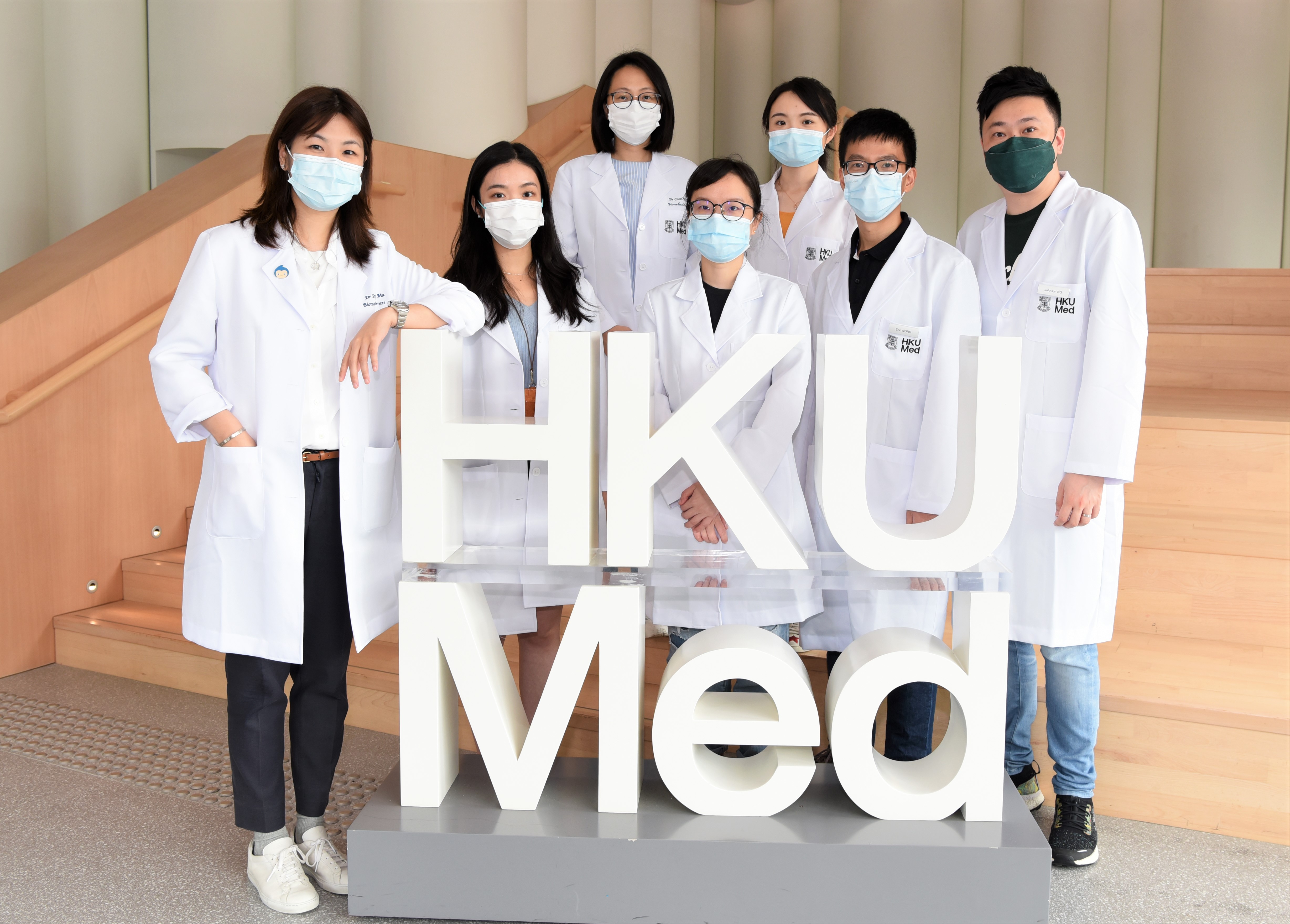 Researchers from HKU Biomedical Sciences, including Dr Stephanie Ma.